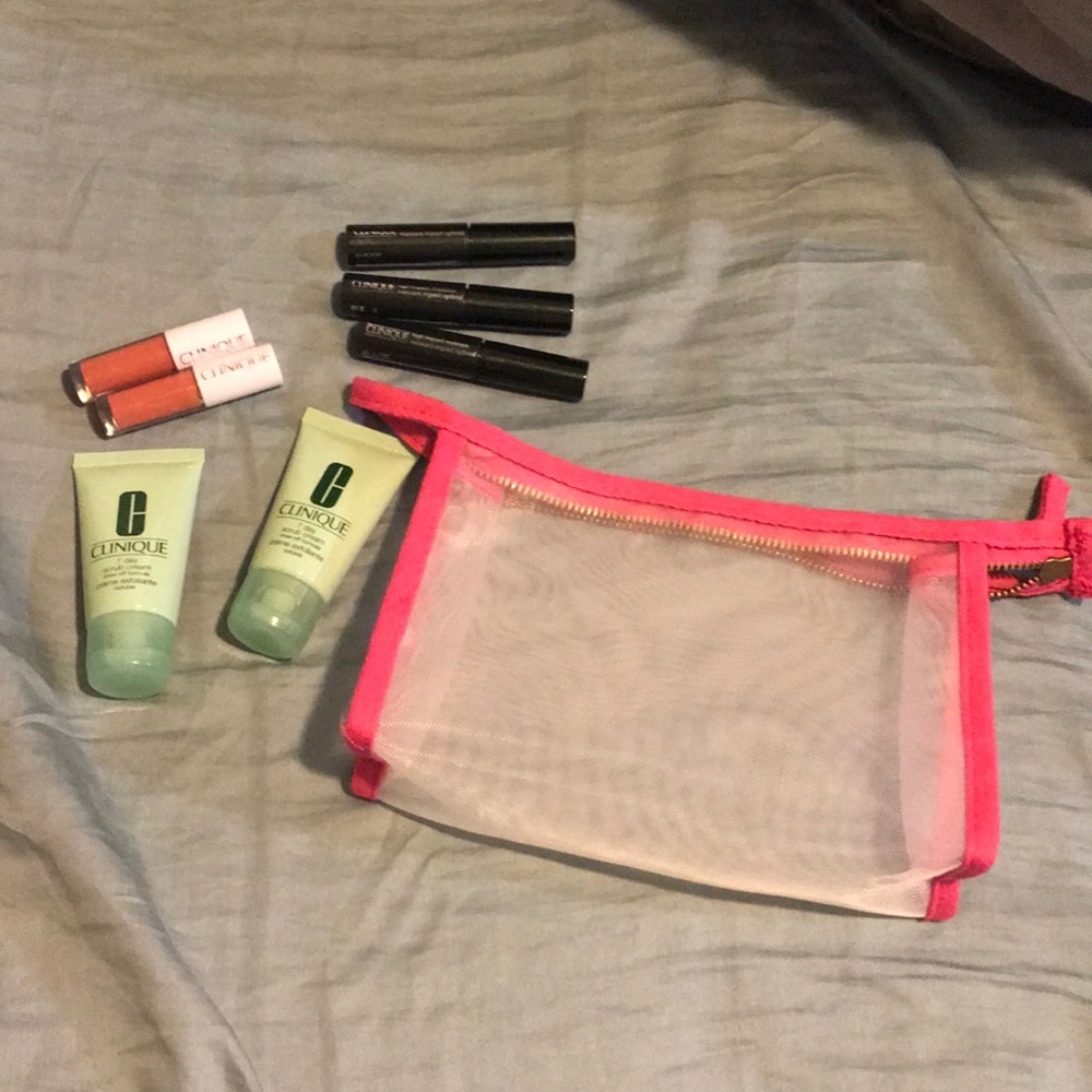 Clinique 8 pieces travel size